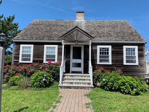 Exterior - Welcome to "A Stones Throw" Cottage located steps from the beach. (Scituate)