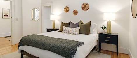 1 chambre, bureau, fer et planche à repasser, Wi-Fi
