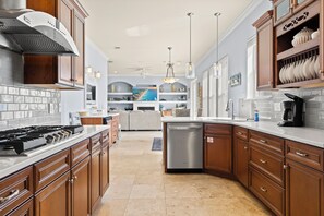 Private kitchen - Beach Blessings (Miramar Beach)