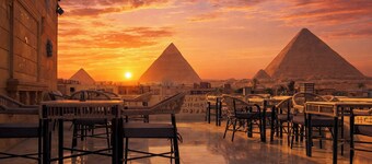 pyramids palace inn