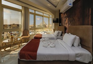 Egyptian cotton sheets, premium bedding, down comforters - pyramids palace inn (Giza)