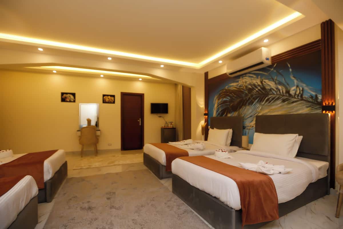 Royal Quadruple Room