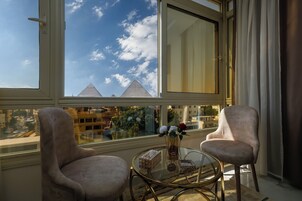 Deluxe Double Room, 1 King Bed, Mountain View | Terrace/patio