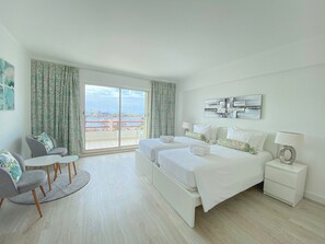 1 habitación, tabla de planchar con plancha, wifi gratis y ropa de cama 