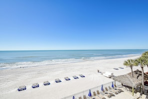 On the beach - Sweeping views from this 3 bed/2bath condo (Madeira Beach)