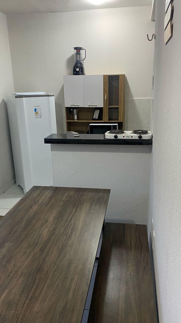 Economy Apartment, Accessible, Kitchenette | Private kitchen