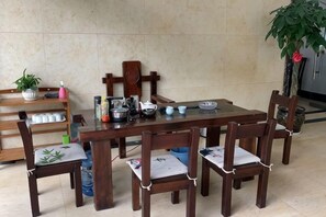 Unclassified image, 3 of 17, button - Junting Hotel, Taohua Island (Zhoushan)