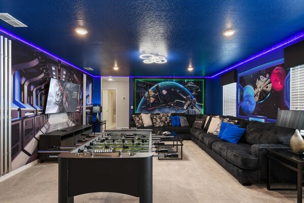 Ferienhaus, Mehrere Betten, Poolzugang, Poolblick (4045LA_M WIR) | Spielezimmer