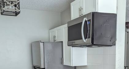 Cozy cottage in Warm Mineral Springs