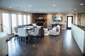 Interior - Stunning Views, Hot Tub, Pool Table, new furniture! (Afton)