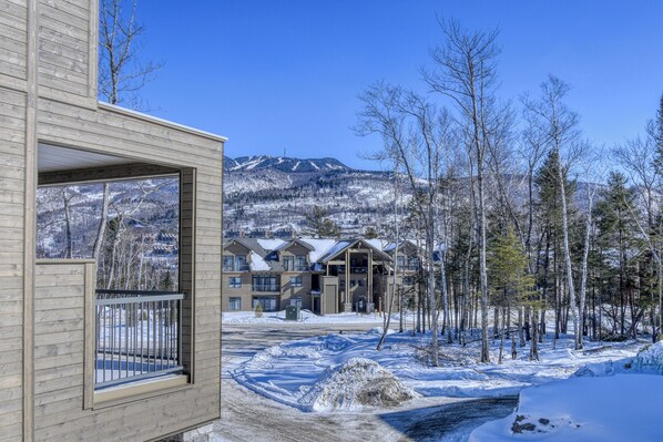 Premium Condo | Terrace/patio