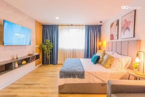 1 chambre, fer et planche à repasser, Wi-Fi, draps fournis