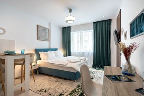1 bedroom, desk, iron/ironing board, WiFi - Charlotte Grand Bucharest (București)