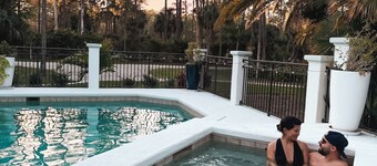 2 Villas, Pickleball/Basketball, Resort style heated pool/Hot tub, Naples escape