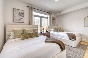 Premium Condo, 3 Bedrooms