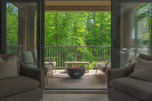 Premium Condo, 3 Bedrooms | Terrace/patio