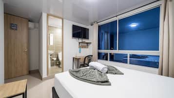 Double Room | 1 bedroom, desk, laptop workspace, free WiFi