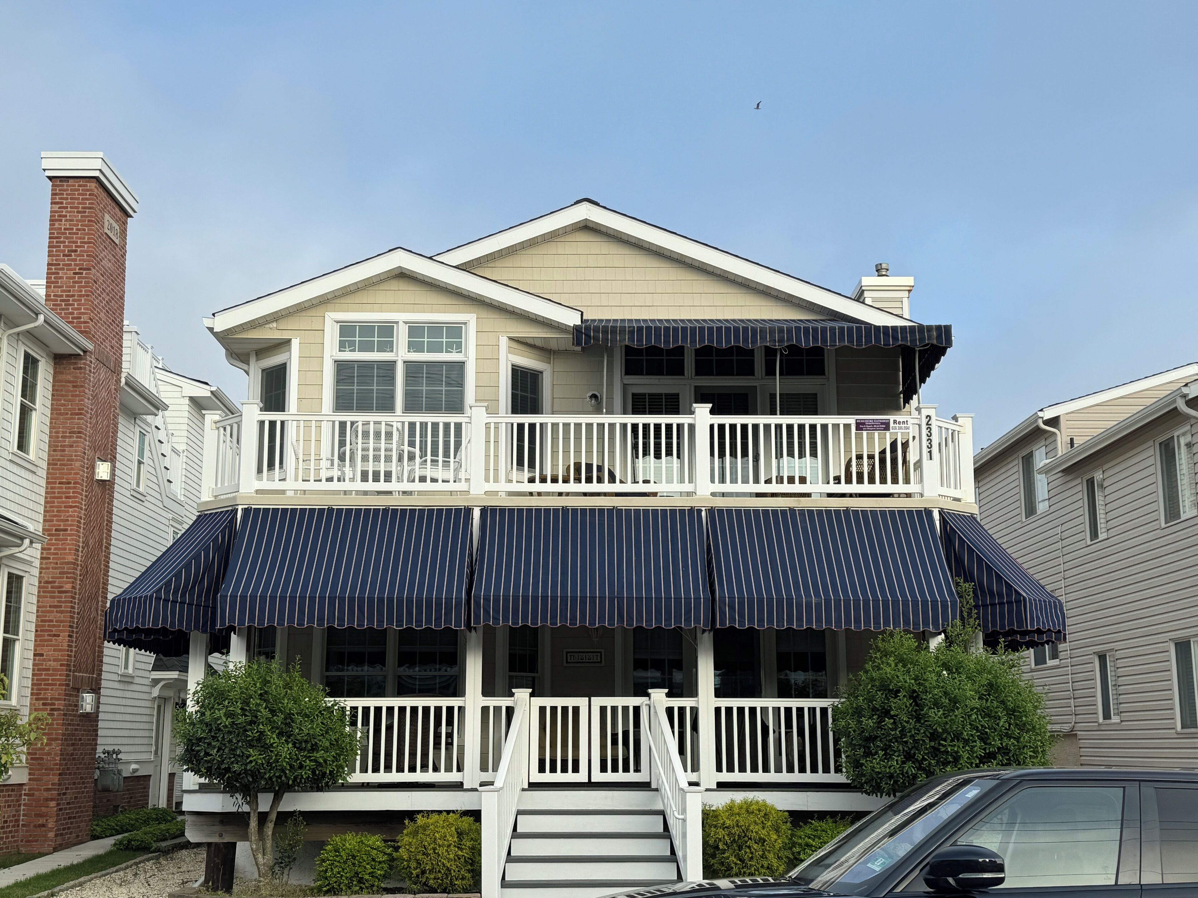 Gold Coast, 2nd Floor, Pet Friendly. 1 Block from Beach & OC boardwalk!