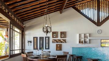 Villa básica | Restaurantes