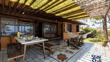 Villa básica | Restaurante al aire libre