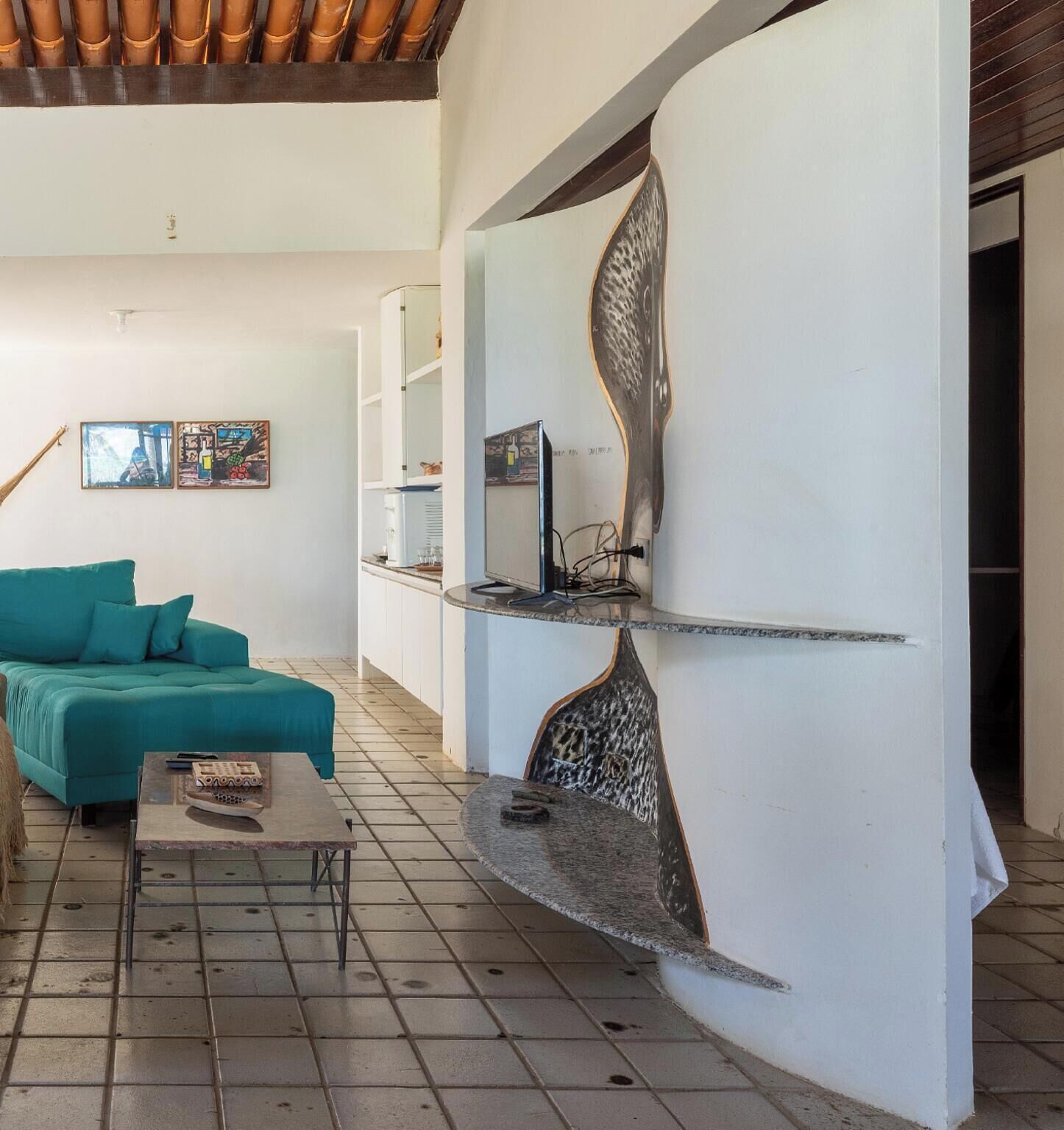 Vila Basic | Area keluarga | TV