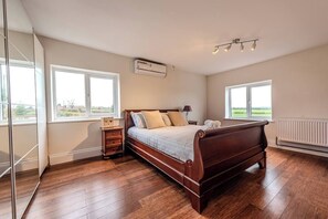 3 sovrum, strykjärn/strykbräda, gratis wi-fi och sängkläder