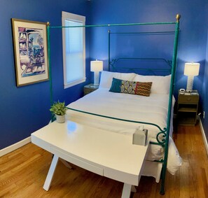 2 slaapkamers, een strijkplank/strijkijzer, gratis wifi, beddengoed