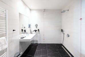 Standard Room, 1 Double Bed, City View (Converts to 2 Twin Beds;Larger Room) | Bathroom - Best Western Premier Royal Blue - Adult Only (Leipzig)
