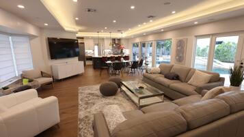 House, Pool View | Iron/ironing board, free WiFi