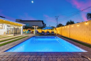 Outdoor pool, a heated pool