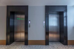 Room - Four Seasons Qingteng Hotel (Ningbo Passenger Transport Center Airport) (Ningbo)