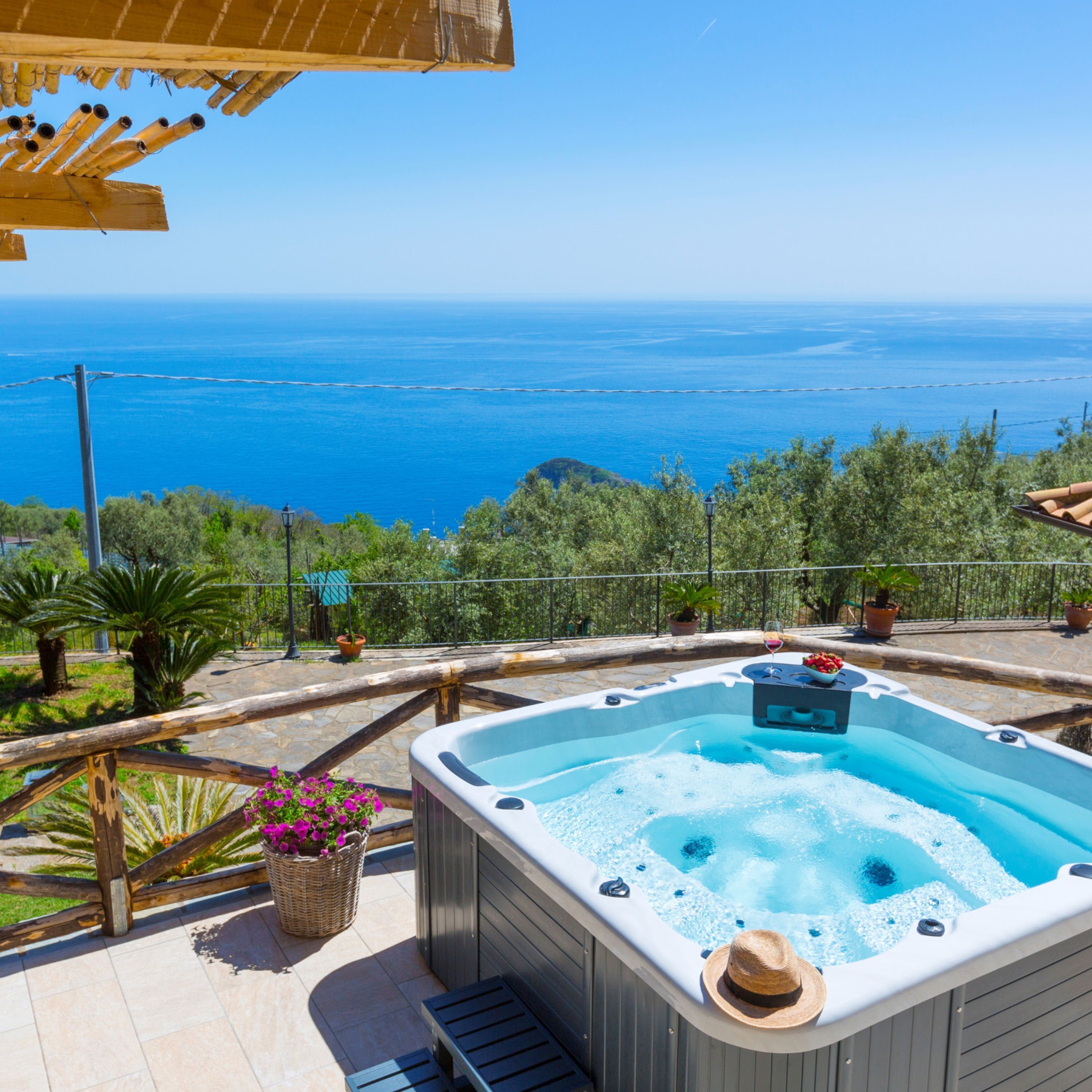 Biệt thự, hút thuốc | 2 phòng ngủ, bàn 