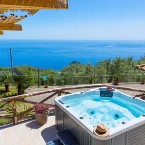 別墅, 吸煙房 | 2 間睡房、書桌