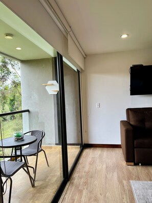 Business-værelse | Lydisolering, baby-/barnesenge (tillægsgebyr), gratis Wi-Fi, sengetøj