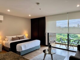 Soundproofing, cribs/infant beds, free WiFi, bed sheets