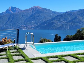 Outdoor pool, a heated pool - Entire villa 2 bed rooms appartment, Como lake view, with privet pool and garden (Menaggio)