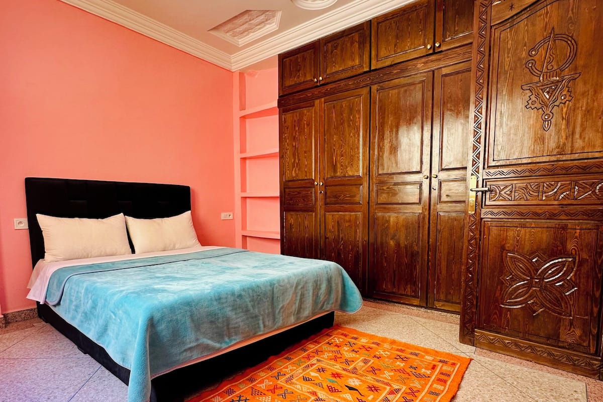 Double Room, Mountain View | In-room safe, laptop workspace, blackout curtains, soundproofing