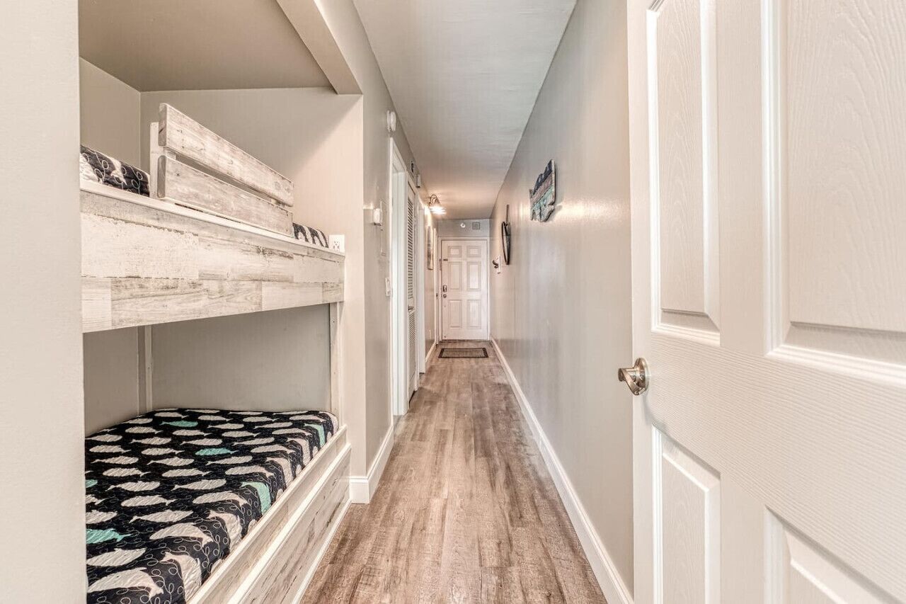 1 soverom, skrivebord, strykejern/-brett og wi-fi