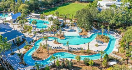 Steps to heated pools - 6-Seater LSV + Bikes + Beach Club Access