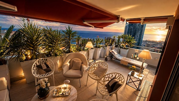 Terrace/patio - Grand Penthouse Dernier Étage Face Tour Odeon vue Panoramique mer et Monaco (Beausoleil)