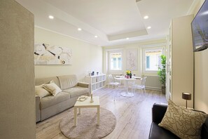 TV - Fossi - Flo Apartments (Firenze)