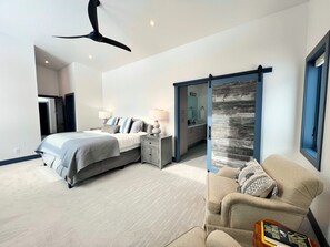 4 soveværelser, strygejern/strygebræt, weekendseng, gratis Wi-Fi