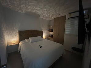 1 bedroom, iron/ironing board, free WiFi, bed sheets