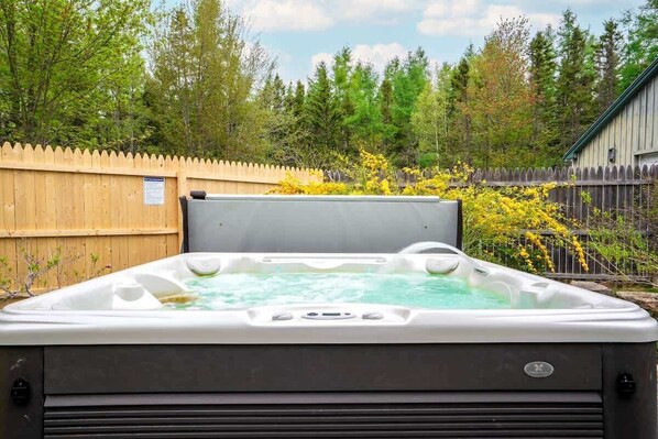 Bain à remous extérieur