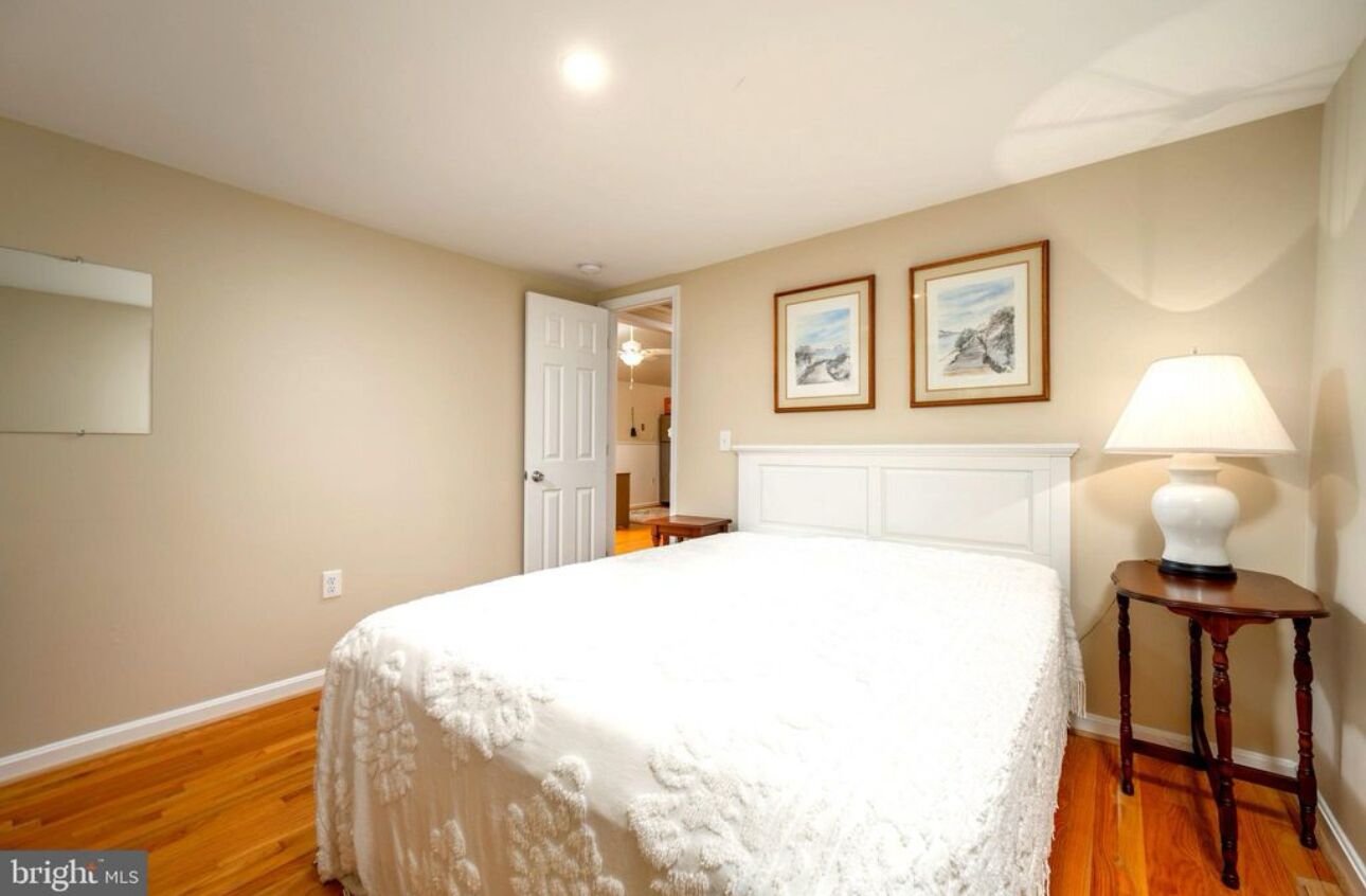 3 soverom, safe på rommet, wi-fi (inkludert) og sengetøy