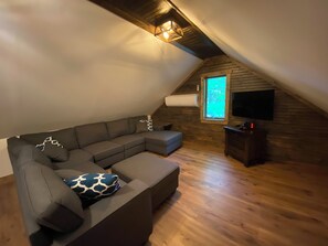 Smart TV, fireplace, video games