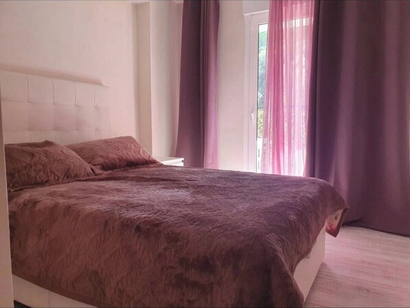 2 Schlafzimmer, Bügeleisen/Bügelbrett, WLAN, Bettwäsche