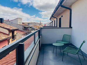 Standard Room, 1 Double Bed, Terrace | Desk, soundproofing, free WiFi