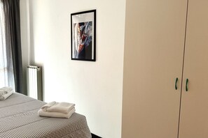 3 bedrooms, WiFi, bed sheets - Palme 8 - Marcelli, three-room apartment with private garden, Residence Le Palme (Marcelli)