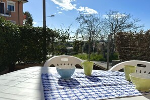 Terrace/patio - Palme 8 - Marcelli, three-room apartment with private garden, Residence Le Palme (Marcelli)